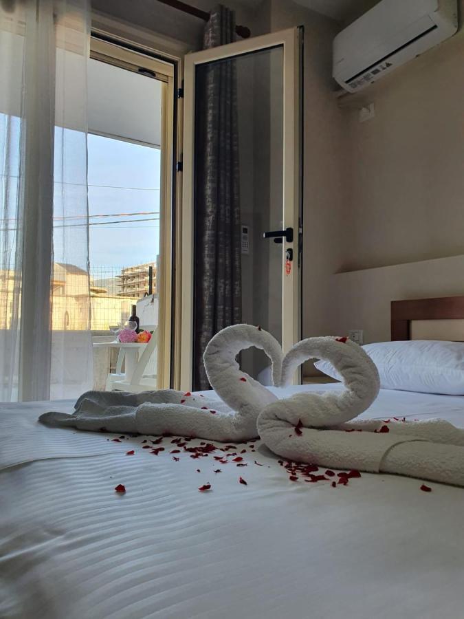 Arlind'S Apartaments Vlorë Exteriör bild