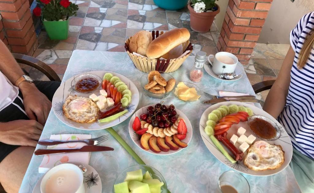 Arlind'S Apartaments Vlorë Exteriör bild