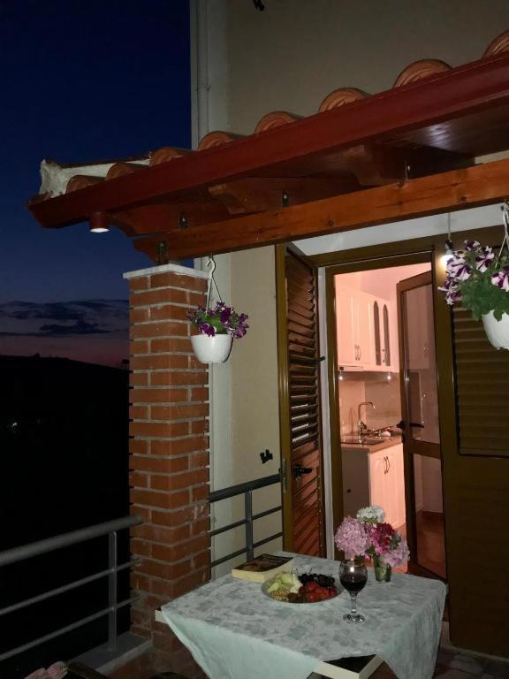 Arlind'S Apartaments Vlorë Exteriör bild