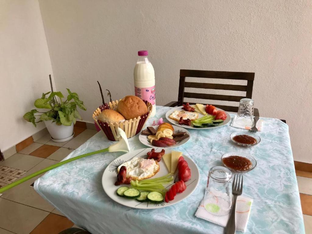 Arlind'S Apartaments Vlorë Exteriör bild