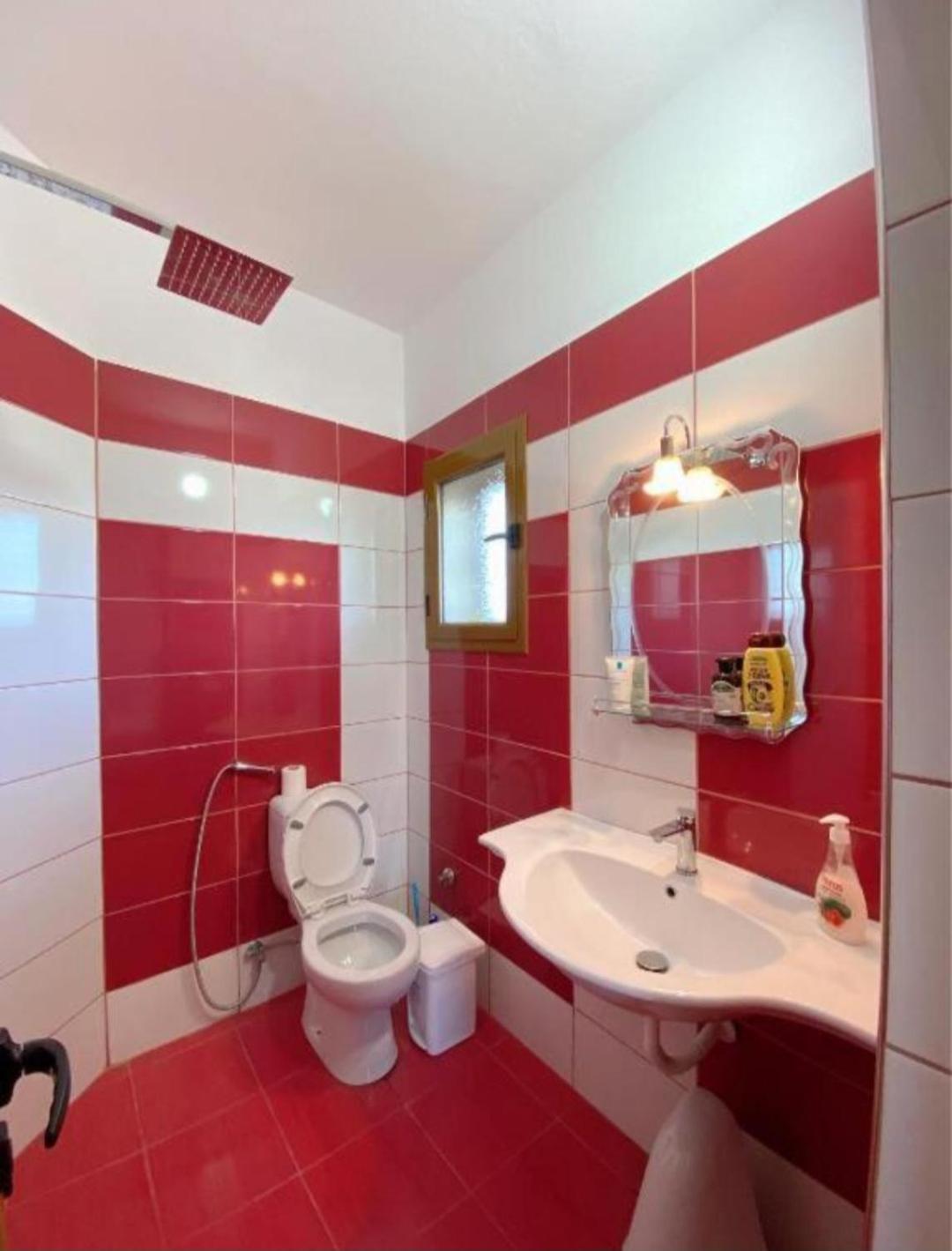 Arlind'S Apartaments Vlorë Exteriör bild