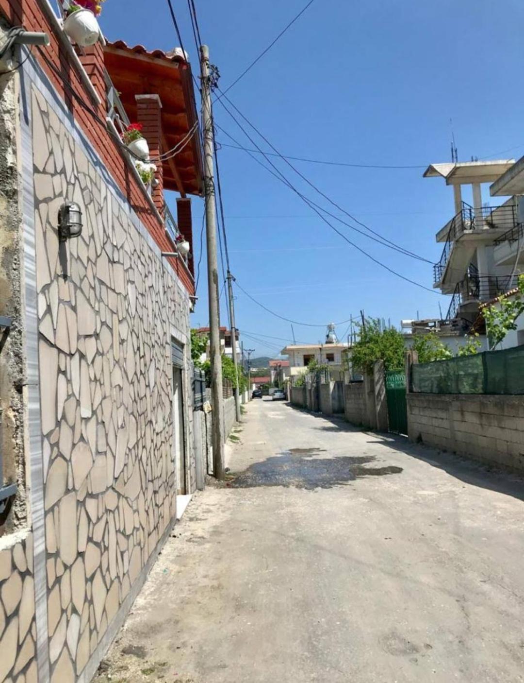 Arlind'S Apartaments Vlorë Exteriör bild